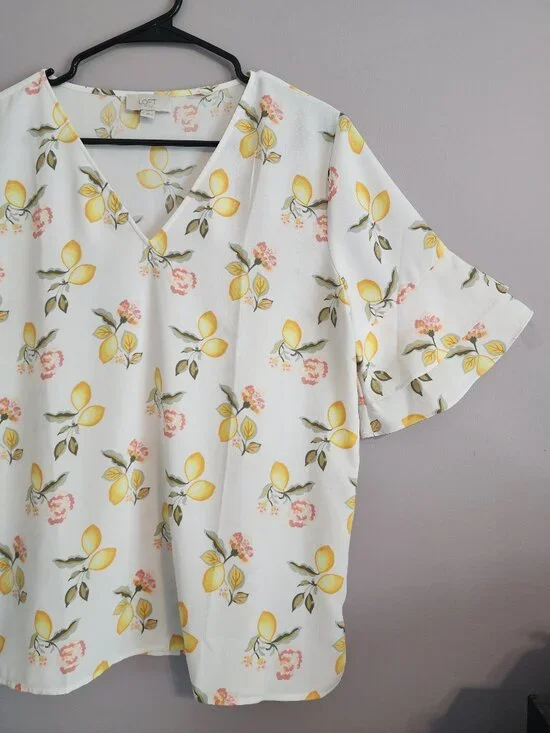 Loft Studio Lightweight Blouse with Colorful Lemon Design - Size Medium - Picture 3 of 10